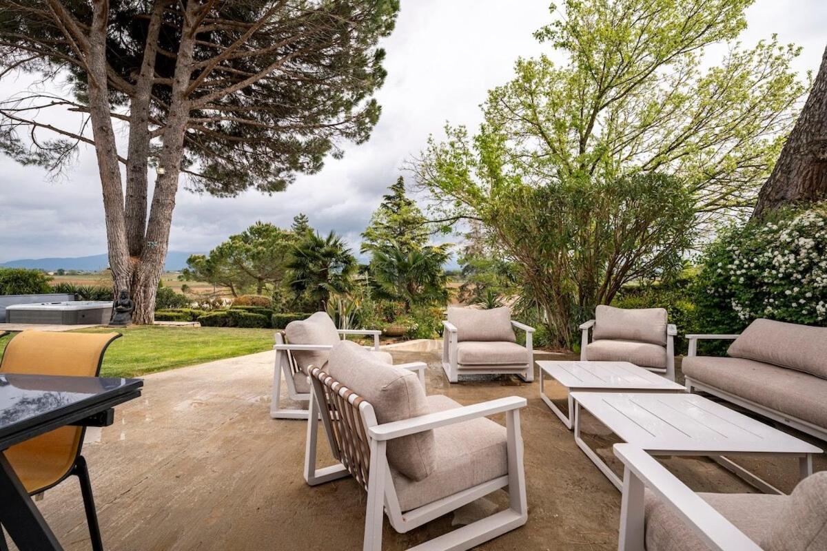 La Villa Moursoise 4 Etoiles Mours-Saint-Eusebe Exterior foto