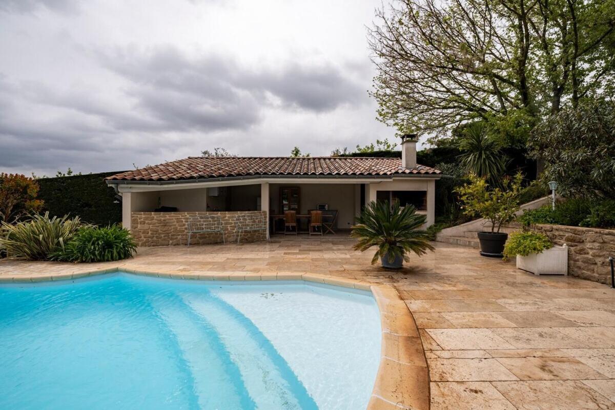 La Villa Moursoise 4 Etoiles Mours-Saint-Eusebe Exterior foto